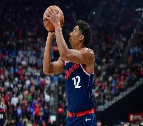 冲击7连胜！快船战公牛卡梅隆克里斯蒂出战成疑小卡等人缺席