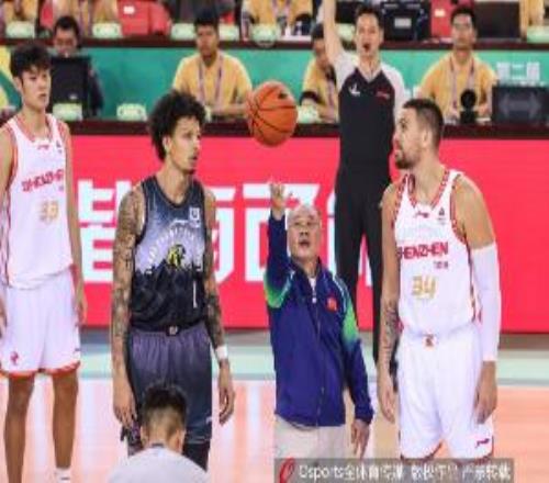 效率很高！威尔逊打满半场7中6拿到15分5板3助2帽三分1中1