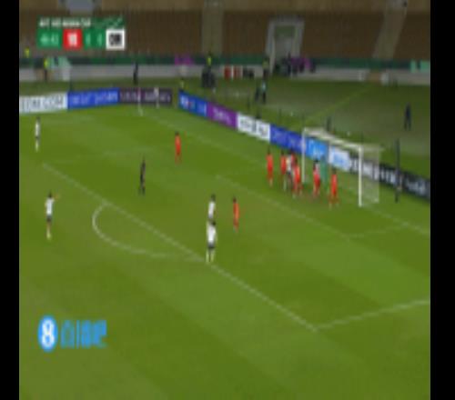 带刀后卫！彭啸头球破门打进赛事第二球，U23国足10领先越南！