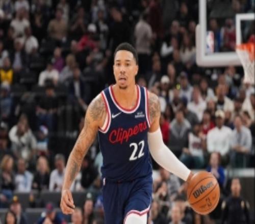 正负值33最低！乔丹米勒22分钟10中4拿到12分三分3中0