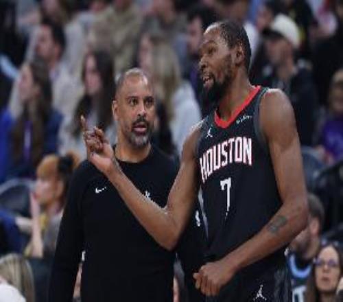 张佳玮：马刺节拍牵着乌度卡走杜兰特被困后火箭只能靠防反&强攻