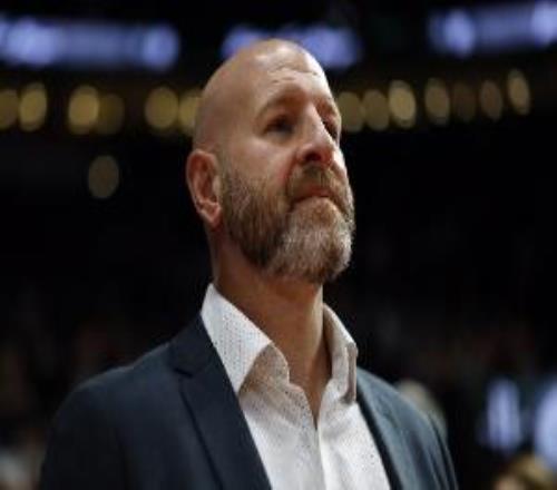 TA：与拓荒猛龙交易都面临复杂情况他们想清薪资空间且提高战力