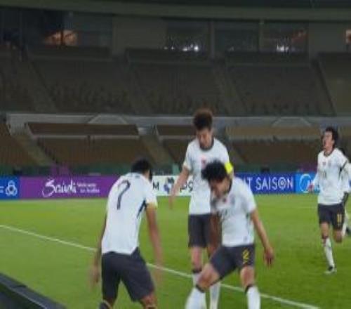 重庆C罗！！！向余望破门后，模仿C罗SIUUU庆祝动作