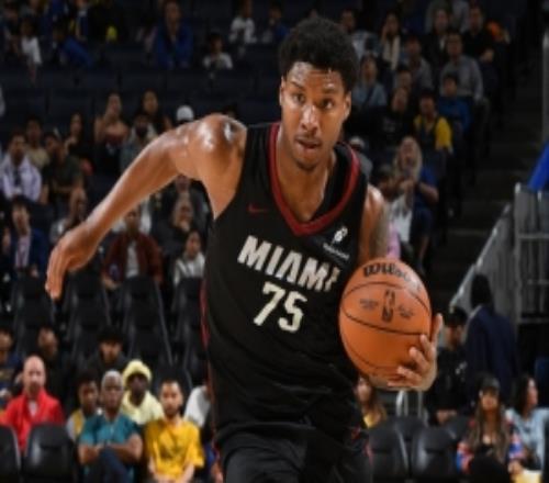 小米切尔：我告诉加德纳要保持同样能量做同样的自己