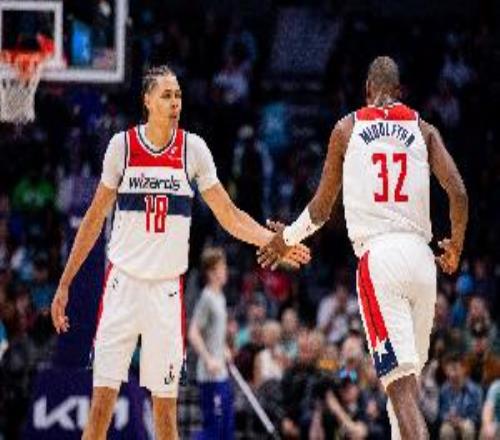 TA记者：预计奇才在交易截止日前会继续活跃他们愿意接手大合同