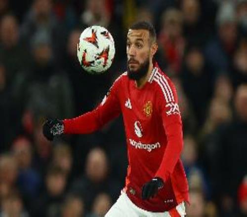 曼晚：曼联给予马兹拉维额外假期，但他预计可出战阿森纳