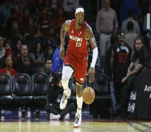 今天打得可以！阿德巴约半场8中4拿到12分3板5助1帽次节10分