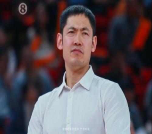 京媒：建议北控设立防守标兵、每周防守之星等一系列激励机制