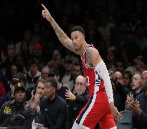 美记：快船目标是空出一到两个名额降低总薪资转正米勒和桑德斯