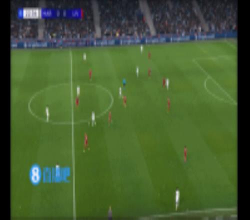 被吹了！利物浦中场断球反击，索博助攻埃基蒂克破门但后者先越位