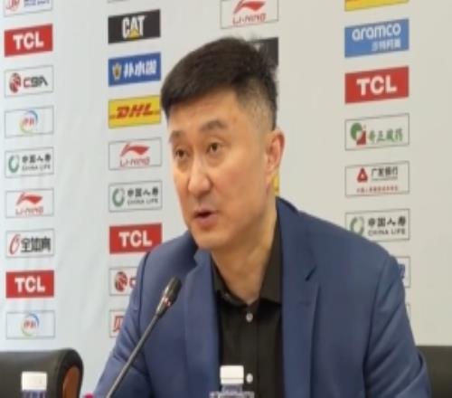 杜锋：感谢吉林赛区后勤保障工作每次来打客场队员都各种夸赞