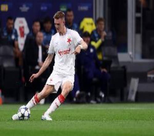 零下5度！斯拉维亚中卫：天气冷疯了！但对主场踢巴萨或许有优势