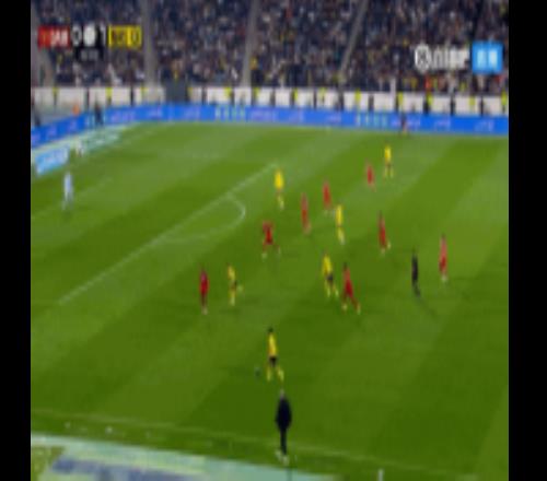 有争议吗C罗与队友投诉达马克禁区内手球，裁判没有给点球