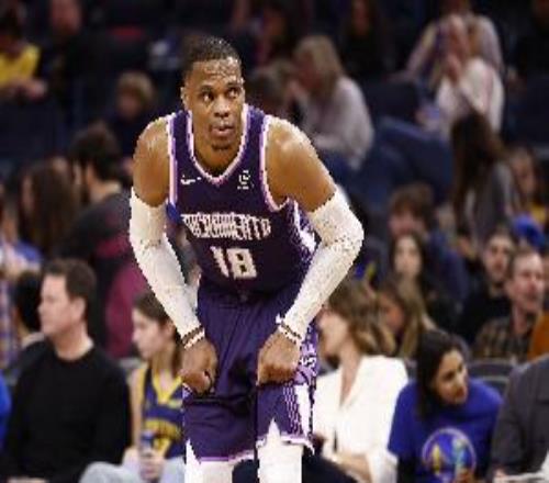 来养老还是被啃老威少本赛季总篮板&助攻数等多项数据队内居首