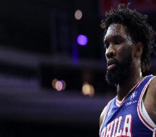 中锋30+三双场次：恩比德生涯第六次超奥拉朱旺&升至第四