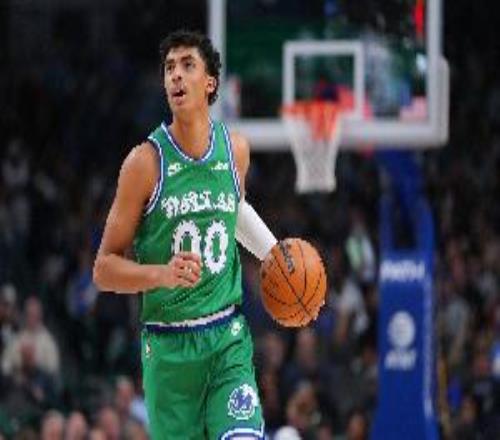 克里斯蒂：有些三分出手会感到不自在但我愿意投结果会随之而来