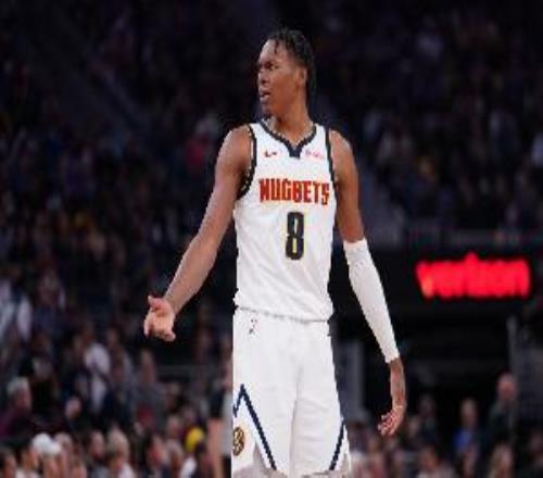 也忒猛了！沃特森16中10&三分8中6轰生涯新高35分另有2断4帽