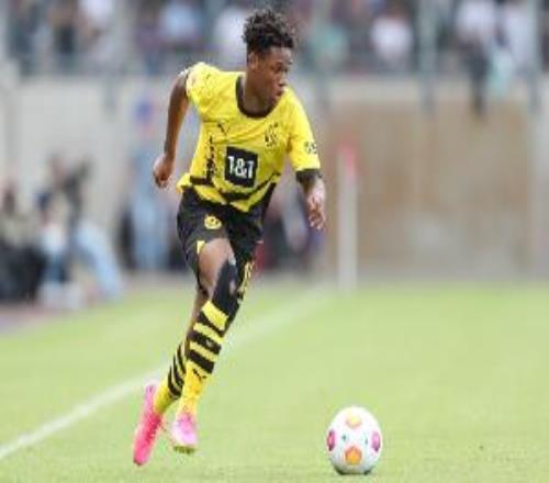 多特官方：19岁攻击手杜兰维尔租借加盟巴塞尔，租期至本赛季结束