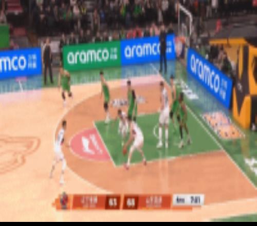 关键球！山东合力拼下前场篮板陈林坚三分稳定军心