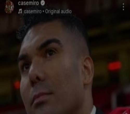 好搭档！B费现身卡塞米罗社媒评论区：很高兴和你并肩作战