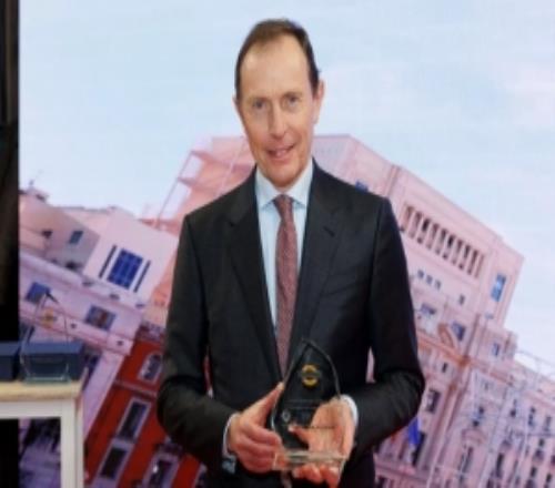 皇马获旅游贡献奖，表彰俱乐部对马德里市旅游业的杰出贡献