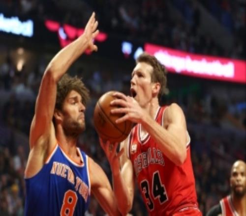 考辛斯：我知道有个球员打球脏得要命他就是勇士GM迈克邓利维