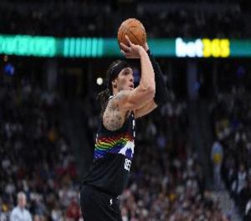 掘金官方：阿隆戈登腿筋受伤本场提前退赛&不会回归