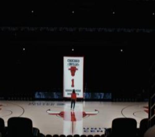 明日罗斯公牛1号退役仪式！风城玫瑰即将永悬联合中心球馆上空