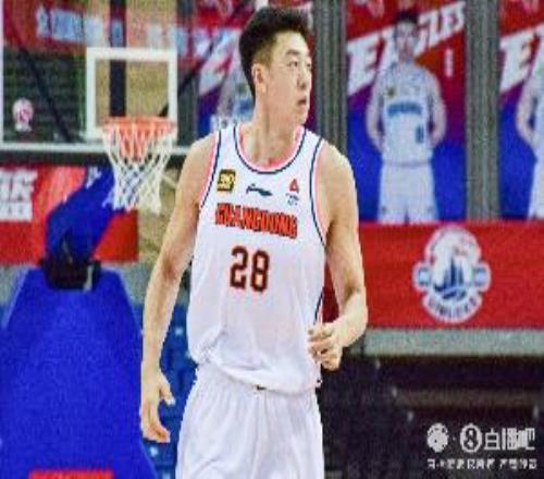 予取予求！王少杰7中7拿到17分2帽罚球5中3