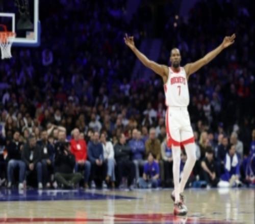 键盘侠赶紧让KD休息下吧！乌度卡终于让谢泼德在关键时刻上场了