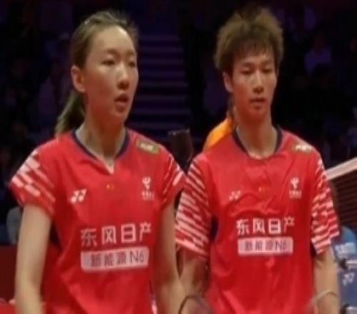 印尼羽毛球大师赛半决赛：蒋振邦魏雅欣02不敌陈堂杰杜依蔚