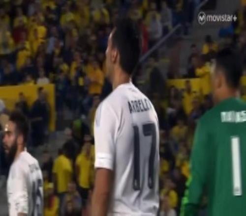 不怕球星！球迷晒阿韦洛亚十多年前训话C罗：你得和我们一起防守