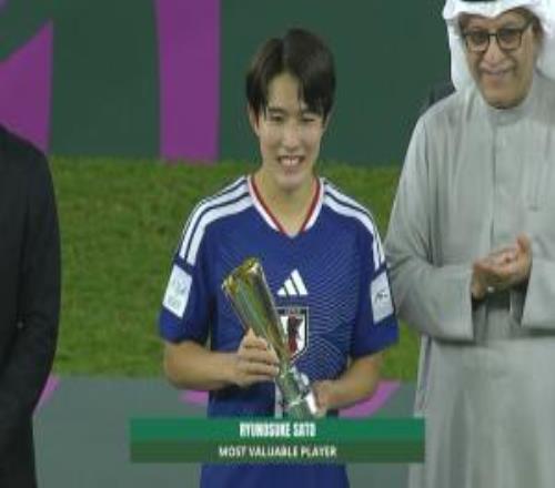 官方：日本U23中场佐藤龙之介当选U23亚洲杯最佳球员