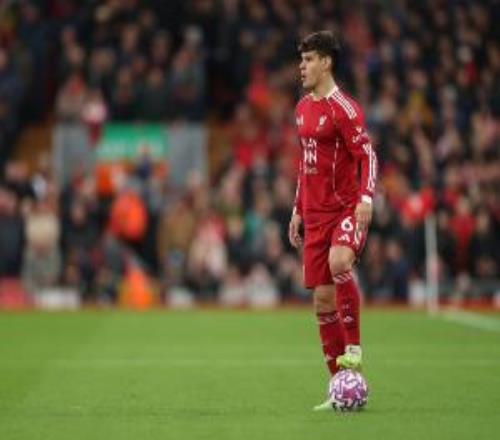 伊劳拉：凯尔凯兹在利物浦取得巨大进步，他找回了之前的自信