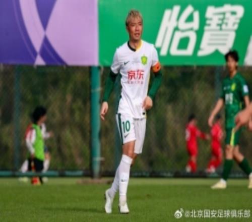 今天下午，北京国安进行在海口冬训阶段的第一场队内教学赛