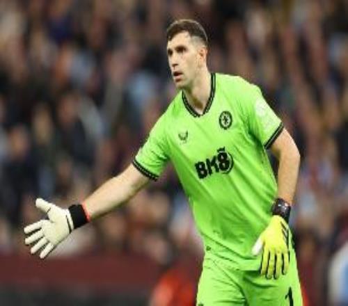 大马丁英超客场为维拉完成28次零封，队史第一！