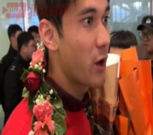 拜合拉木落地机场采访：我们希望以后的比赛，拿个冠军回来！