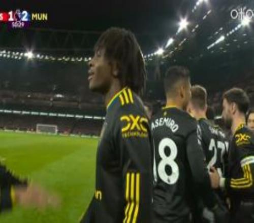 折服！多尔古世界波破门，阿玛德特意找他膜拜庆祝