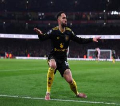 逆转绝杀！曼联32送阿森纳主场首败多尔古、库尼亚各轰世界波