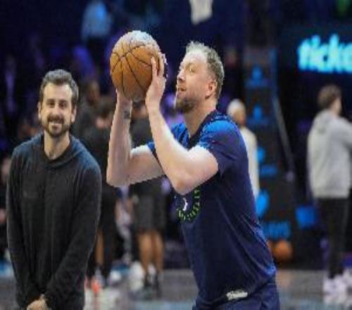 勇记：森林狼老将英格尔斯昨日曾致电科尔建议将比赛延期