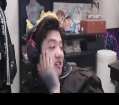 Icon聊LOL热度下降：他们重心可能要放瓦罗兰特上了感觉有点唏嘘