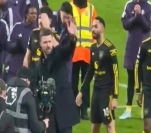 阿什利扬现场观战曼联击败阿森纳，社媒祝贺前队友卡里克