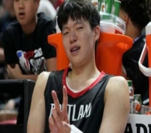 键盘侠摇钱树or真实力NBA选杨瀚森进新秀赛要钱不要脸未必！