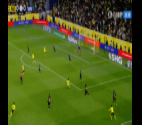 马内传中造对方乌龙，胜利第45分钟先入一球