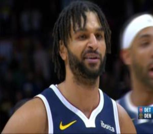 神剧情！裁判最后2.8秒连吹2个3分犯规！穆雷6罚仅3中错失绝平！