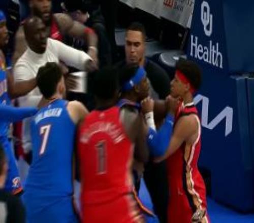 戴格诺特：多特最后犯规了裁判应该响哨终止比赛就不会出现冲突