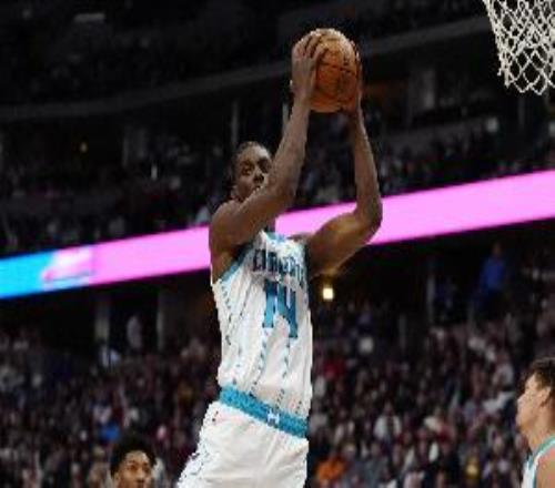 统治内线！迪亚巴特爆抢生涯新高20板还有18分2助2断1三分