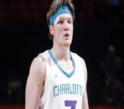 黄蜂本月已6个客场赢15+分追平02湖人和12热火的历史单月纪录