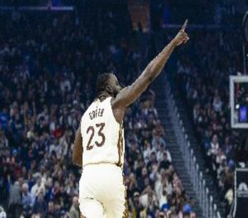 场均8.5分5.7板5.2助！今天勇士客战爵士追梦升级为出战比赛