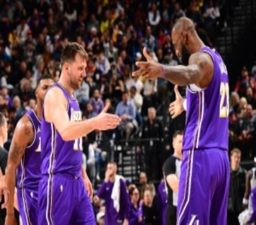 实力难测！湖人本赛季面对胜率五成及以上球队战绩为10胜10负